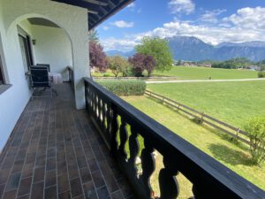 Ferienwohnung Kaiserpanorama Balkon mit Kaiser-Gebirge